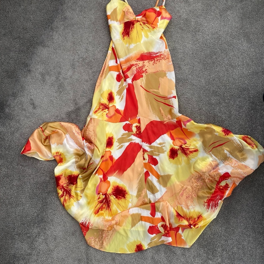 Betsy and Adam floor length prom dress- floral satin mermaid Size 4